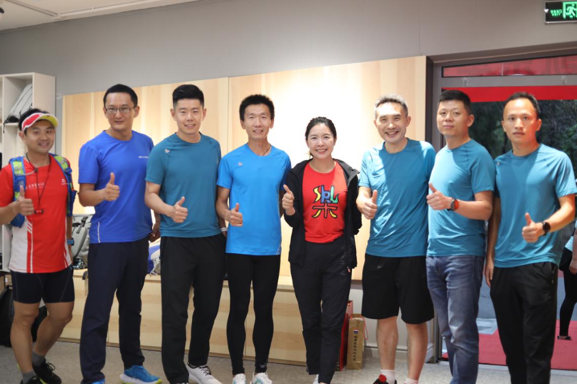 思凯乐SCALER北京奥森店开业，携手金牌教练尚子明成立风尚跑步俱乐部